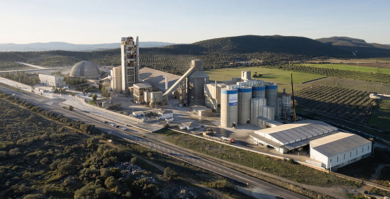 Axpo y Fortia Energía firman un segundo PPA eólico para suministrar electricidad a Votorantim Cimentos