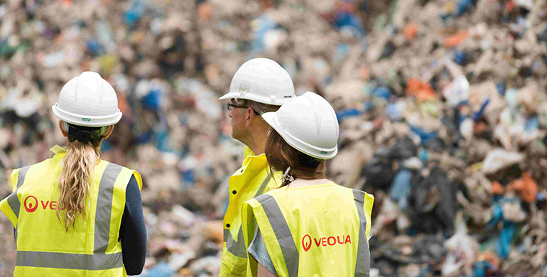 Veolia impulsa una guía clave para que las administraciones públicas fomenten el uso de plástico reciclado en España