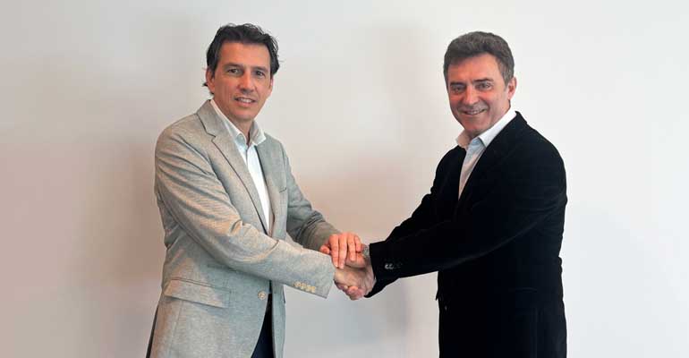Veolia y TotalEnergies sellan un acuerdo para descarbonizar la gestión del agua en más de 1.100 municipios