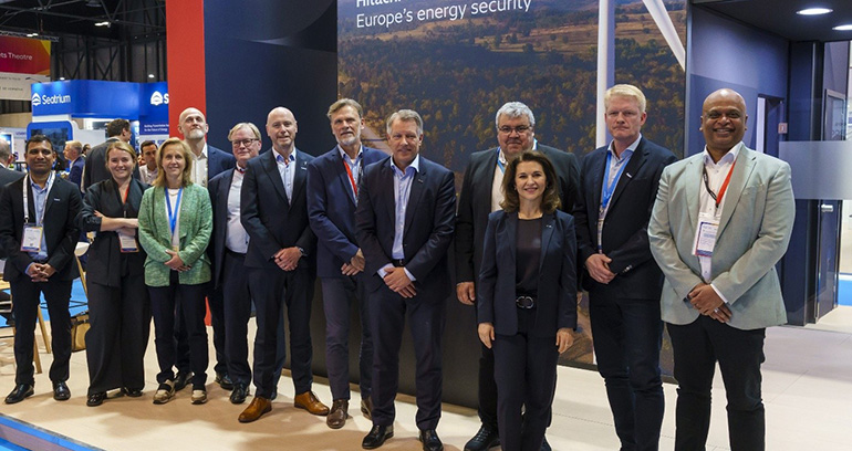 Hitachi Energy se convierte en socio integral de Ørsted para los sistemas eléctricos de energía eólica offshore