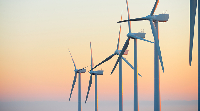 Europa invierte 45.000 millones en energía eólica en 2025 y alerta del riesgo regulatorio para nuevas inversiones