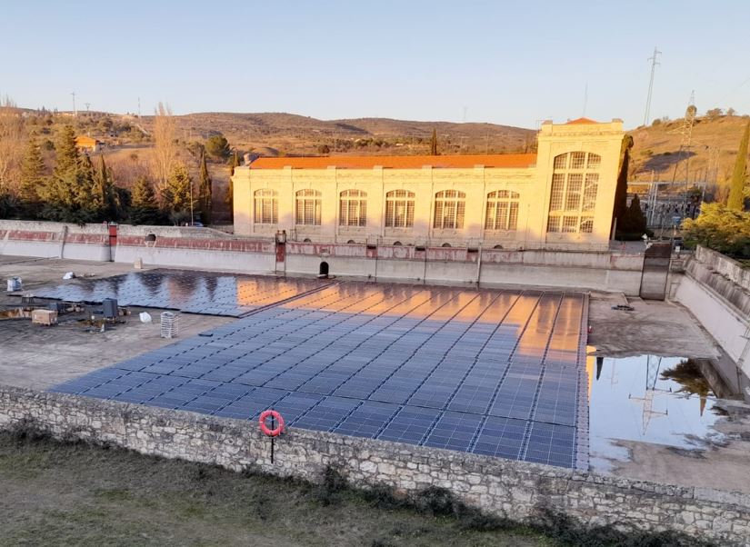  Planta solar flotante de 1,7 MWp ubicada en Torrelaguna con un importe que asciende a 2,1 M€