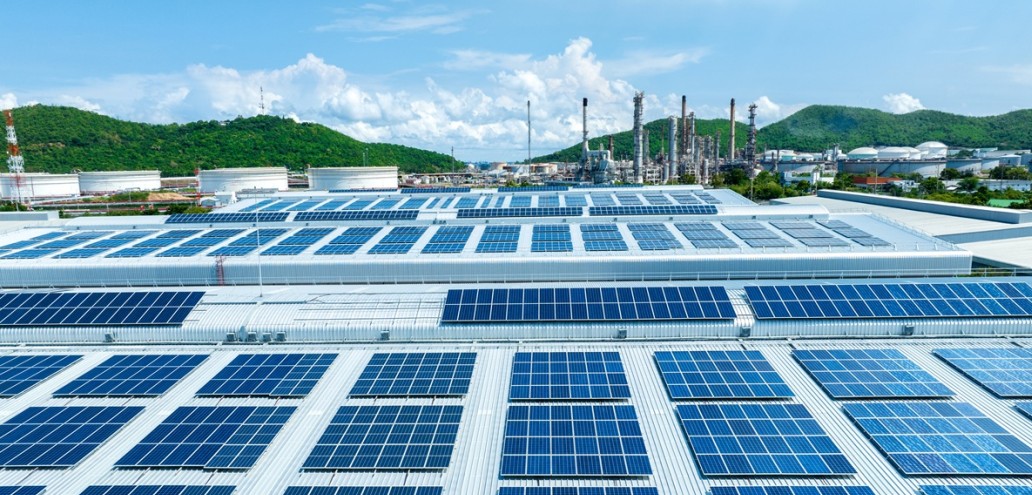 Gobierno y oposición eliminan la fiscalidad del autoconsumo y frenan la transición energética