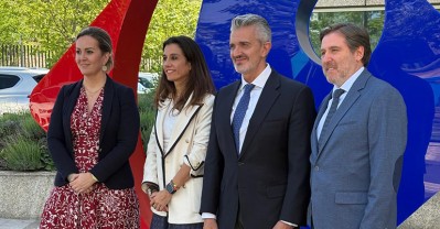 Carrefour se suma a RE-VISTE para reforzar la economía circular del textil y el calzado en España