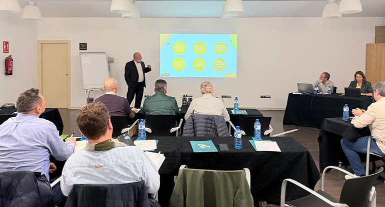 TNU cierra en Valencia y Murcia su gira informativa sobre el Real Decreto 712/2025 y anuncia una jornada virtual clave para el sector